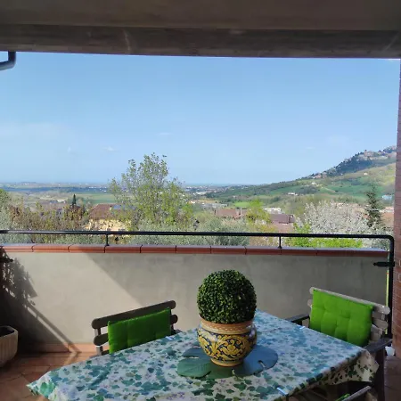 Relax In Collina A Due Passi Dal Mare דירה