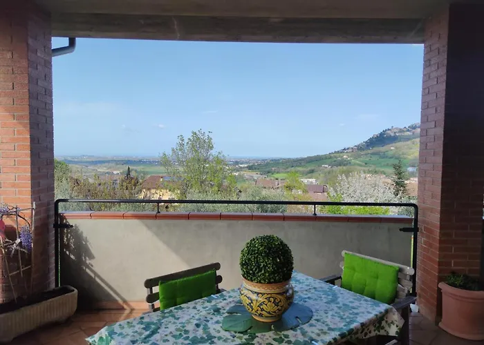 Relax In Collina A Due Passi Dal Mare 아파트